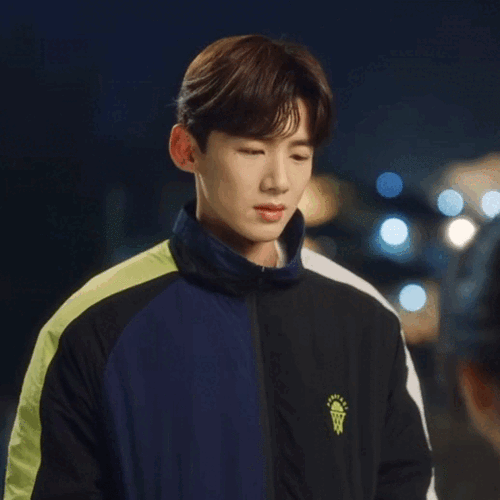 白敬亭庄小栋#【《我们的新时代》第40集@白敬亭动图12p】因为有家