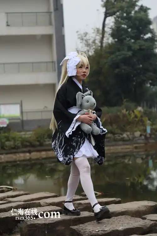 仁寿一中北校区学生校园活动丰富多样 cosplay装扮惊艳四方