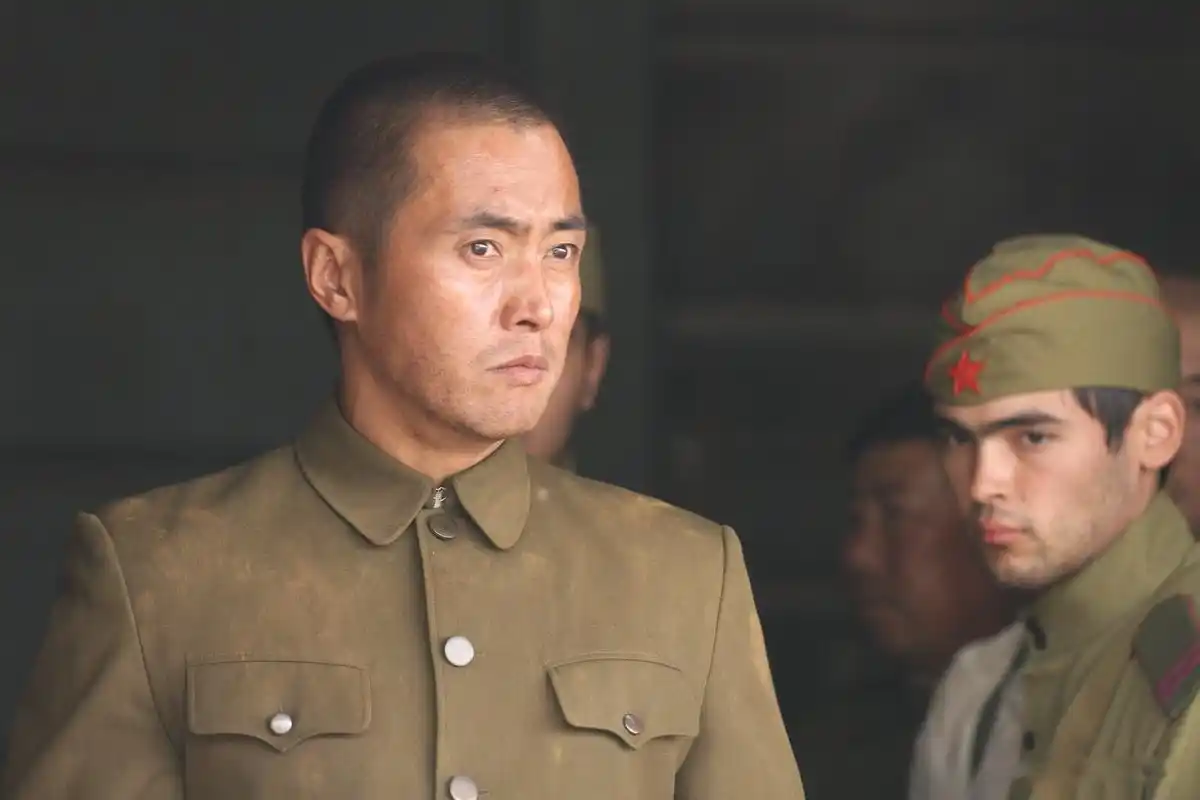 由总制片人郭培林,导演龚艺群执导的电视剧《战犯》今晚吉林卫视19:33