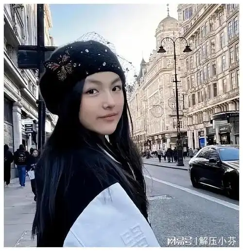 钟丽缇大女儿尺度有多大?曾当众脱内衣裤子,和两男浴缸拍照