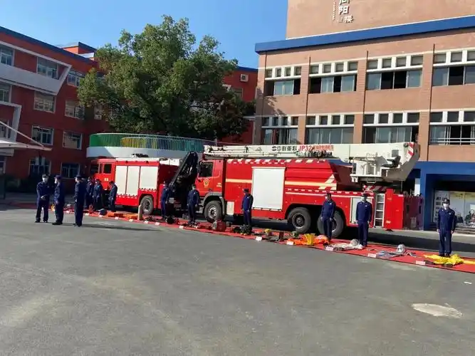 金华市东苑小学进行消防安全演练