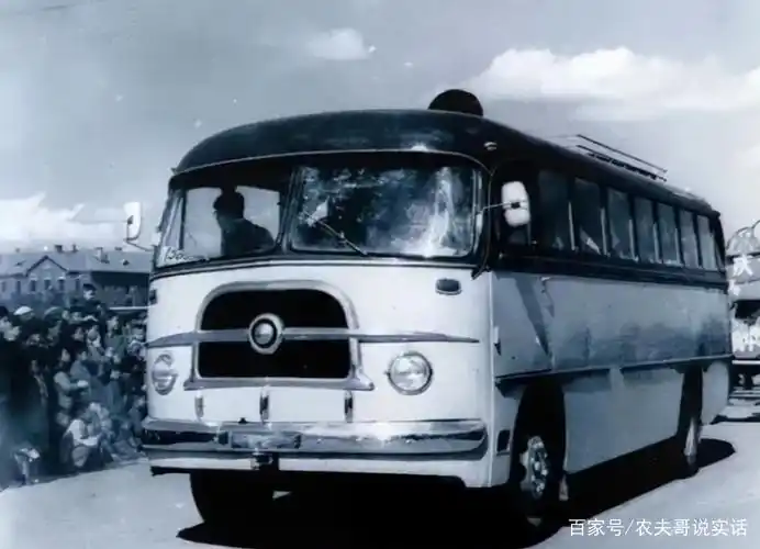 松陵牌58-ii型客车