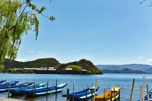 情人滩,顾名思意,必须有情人啊!咱们就不凑这热闹了!