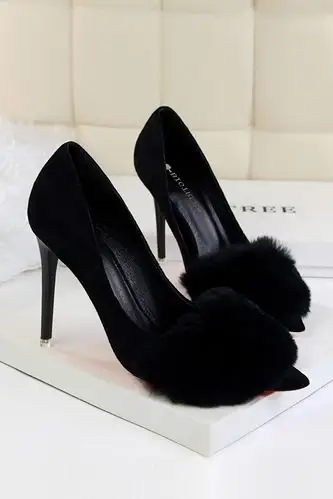 黑色高跟鞋职业