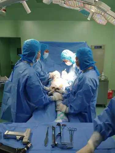 3.复杂股骨头坏死患者手术纪实,双市人民医院骨一科