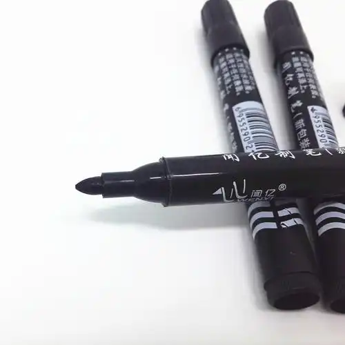 9包邮油性记号笔批发勾线笔墨水700油性笔记号笔包邮黑红蓝快递_双氙