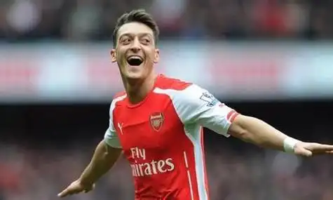 12,厄齐尔 1910万美元梅苏特·厄齐尔(mesut ?