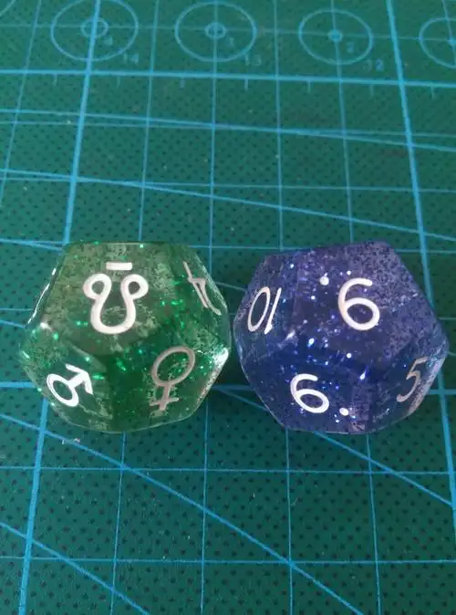 实物骰子中南北交点和69宫怎么判断啊