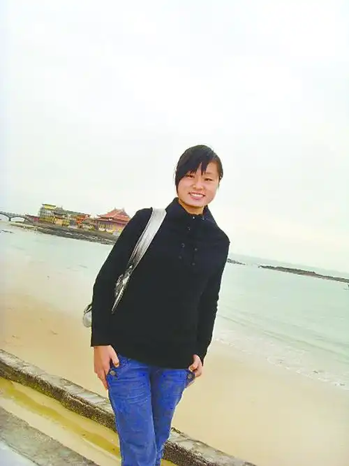 林雅萍:06会计学海外班学子,以371分考入天津财经大学商学院会计系