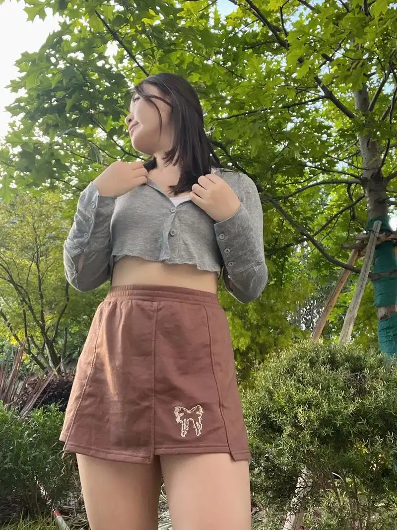 120斤的女朋友需要么.#微胖女生 #拒绝身材焦虑 #肉腿  - 抖音