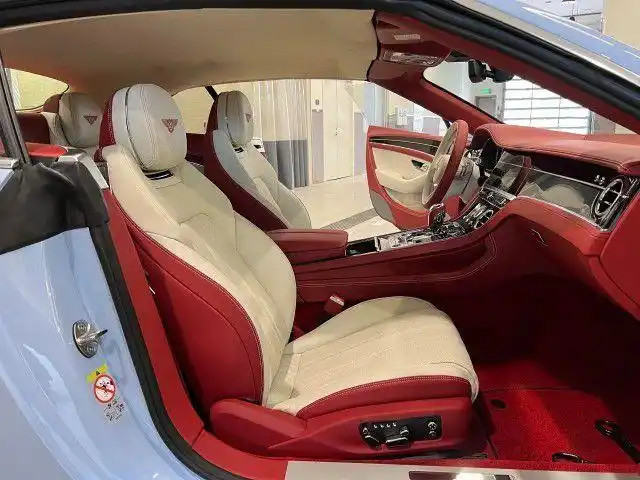 湖水蓝 碧波荡漾宾利欧陆gtc跑车现车|内饰|新车_网易汽车