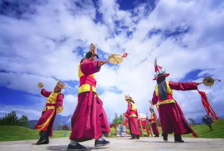 东巴文化(云南丽江纳西族的民族文化)_尚可名片