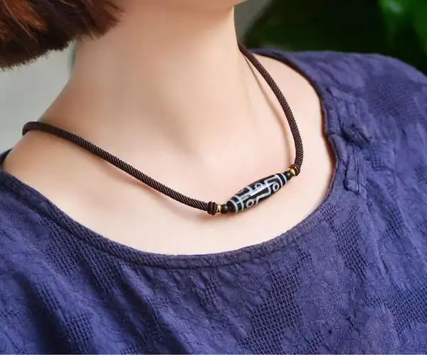 臻莱老天珠九眼天珠锁骨链男女款简约百搭吊坠饰品规格1338mm