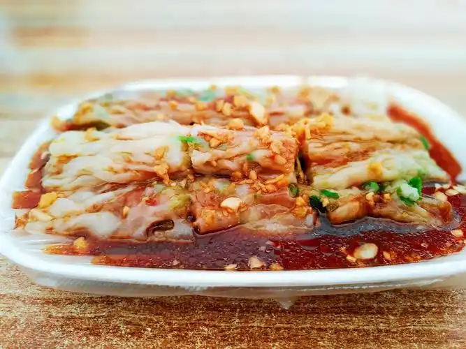 广东早茶粤菜菜式——牛肉肠粉 - 哈兰德 - 图虫