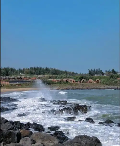 硇洲岛的五大景点是这些,感受这座火山岛的独特魅力!