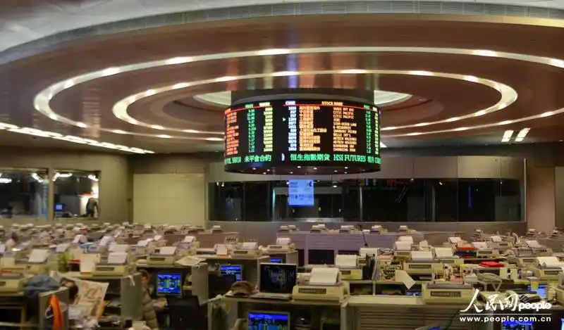 交易大厅现留120座.