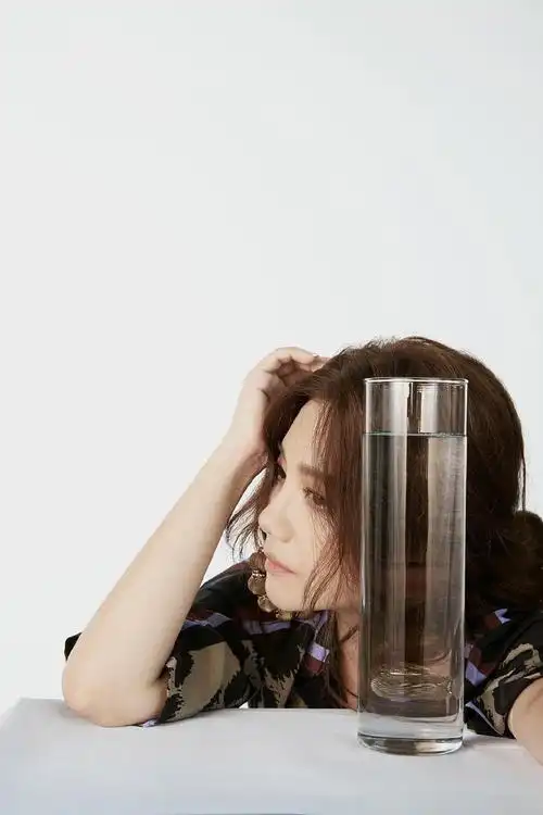 梁静茹最新杂志性感写真图片28