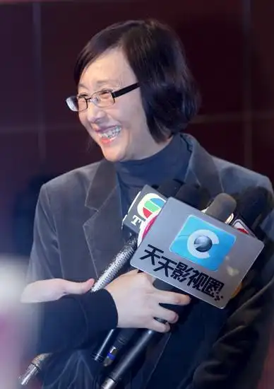 崔宝珠新浪娱乐讯 1月29日晚,中国巨力集团旗下巨力索具上市庆典晚会