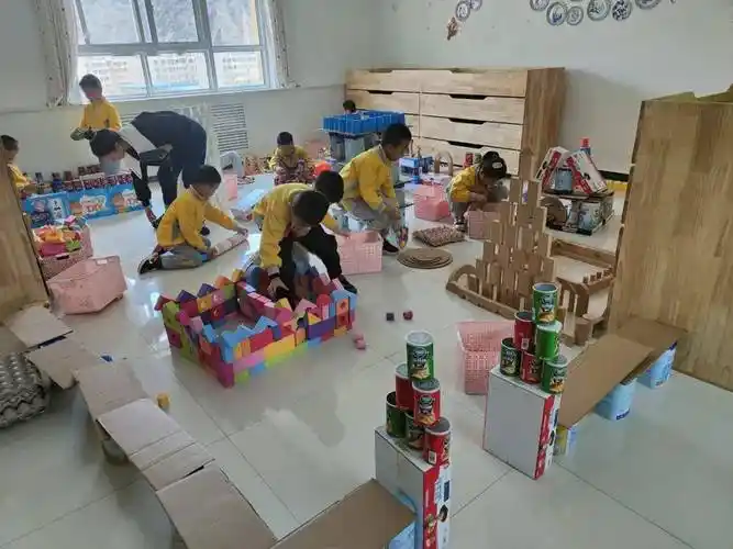 让孩子做游戏的主人——吴起县幼儿园班级区域游戏活动展评