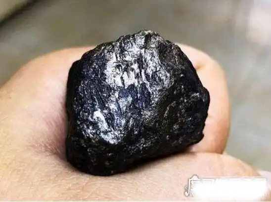 世界上最贵的石头,锎一克价值2700万美元(数量及其稀有)