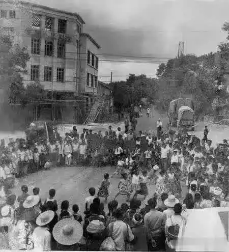 咸丰县城以前的老照片,值得珍藏!