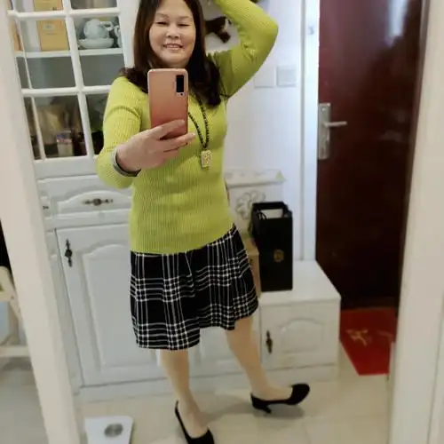 跟ta联系愿得一人心,白首不相离29岁, 女, 四川宜宾, 未婚, 5千-1万沐