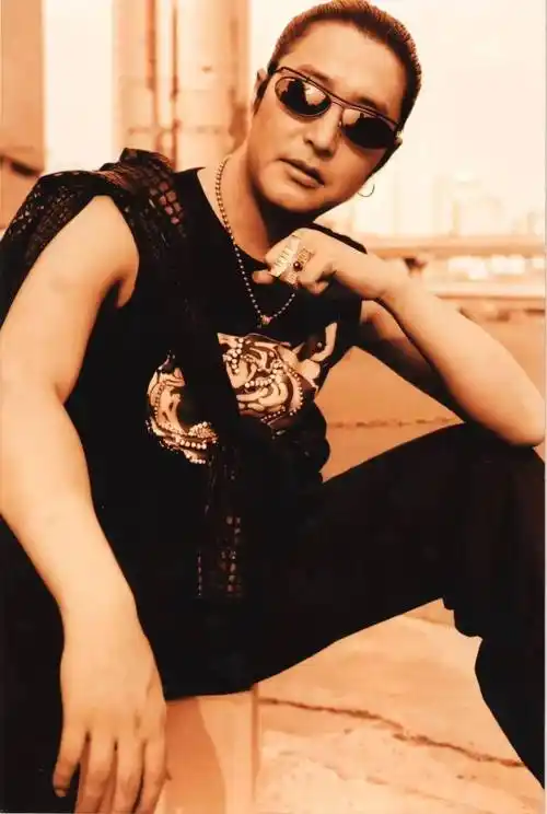 吉克曲布回家的山鹰要捧出更多凉山好声音全国中青年德艺双馨文艺工作