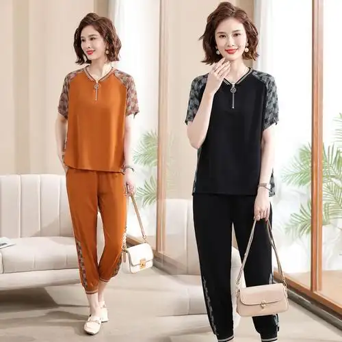 妈妈休闲短袖t恤新款中年女装夏装洋气薄款上衣中老年运动服套装