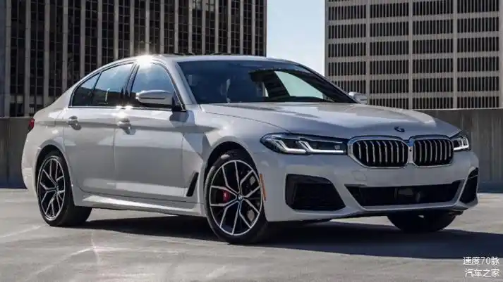 宝马5系定位中大型车,由华晨宝马负责销售.