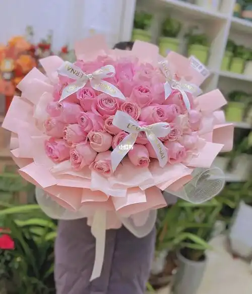 52朵粉色系玫瑰