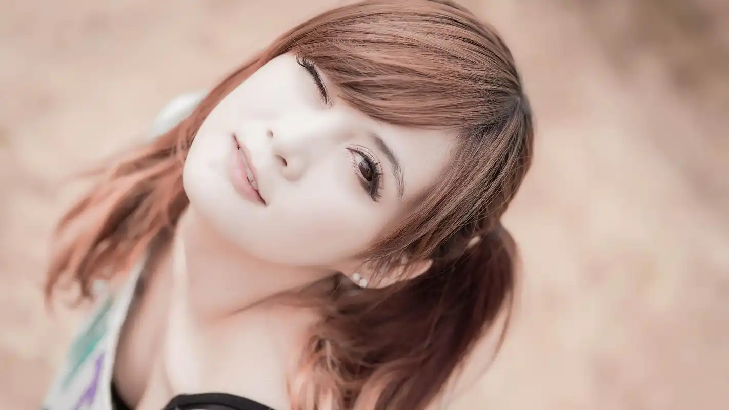 可爱美女壁纸44