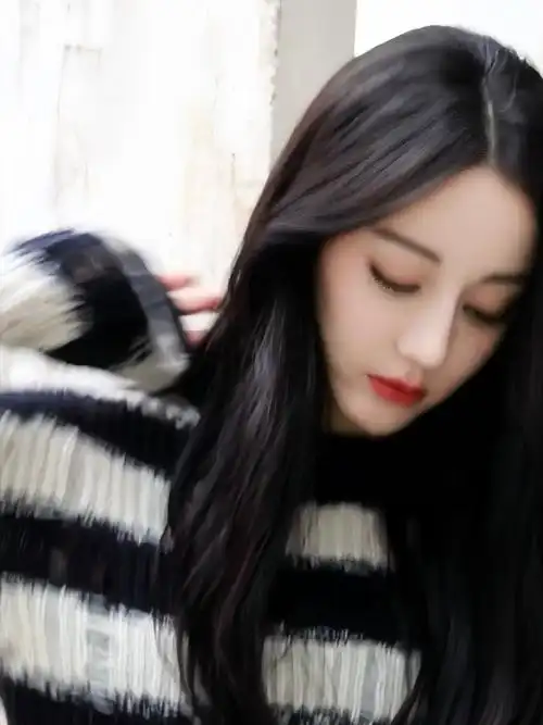 幼儿园最可爱(611078086978086110)@dear-迪丽热巴