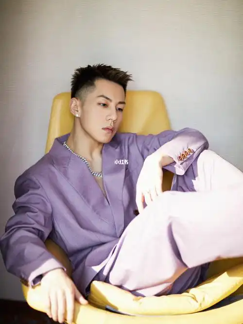 去领奖了,现场见咯#casper卡斯柏