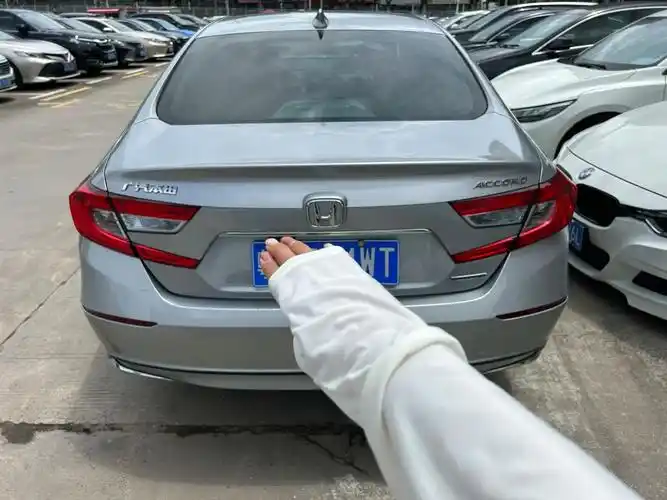 新到 19年本田雅阁 锐·混动2.0l锐领版 五万多公里 车 - 抖音