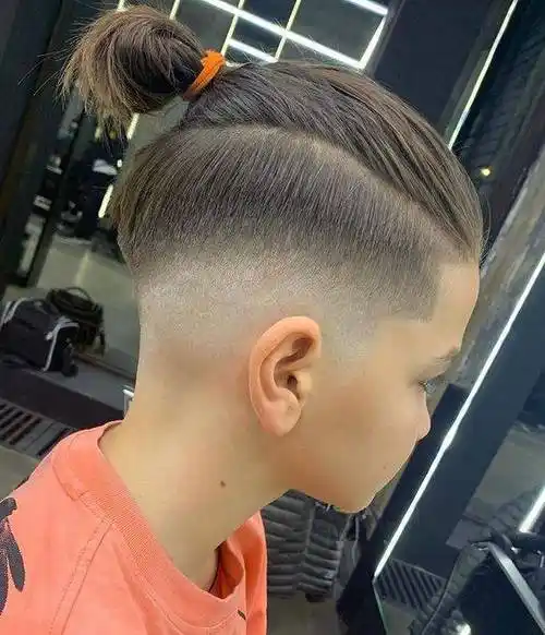 小男孩别剪锅盖头了,看看这10几款,太帅了_发型_头顶_造型