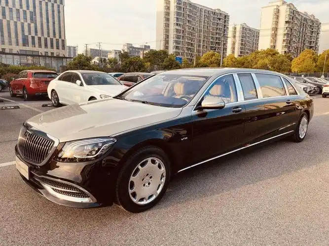 迈巴赫600加长版超大空间尽享高端奢华_凤凰网汽车_凤凰网