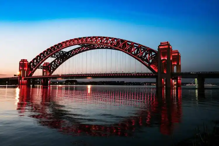 落日霓裳十号线桥,迎宾桥,通达桥