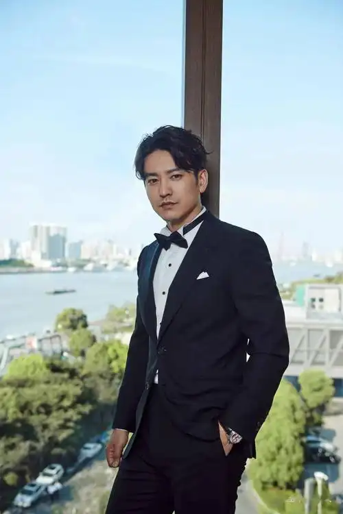 袁文康聊徐海峰丨藏与露,于无声处