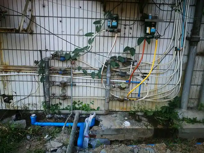 韶关市老旧小区改造在行动之四一一铺设地下管线