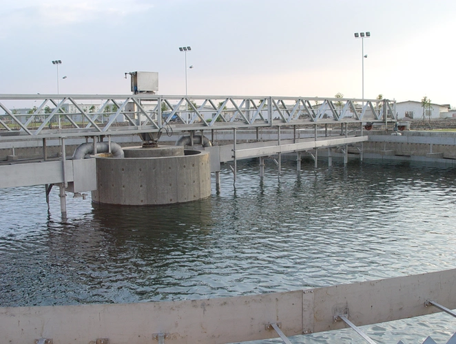 市政工程给水排水工程构筑物施工(152页)-路桥技能培训-筑龙路桥市政