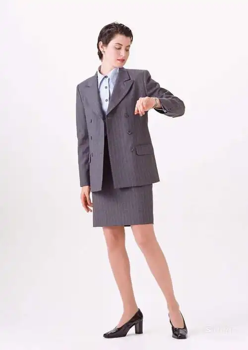 女士正装的穿着礼仪需要收藏了