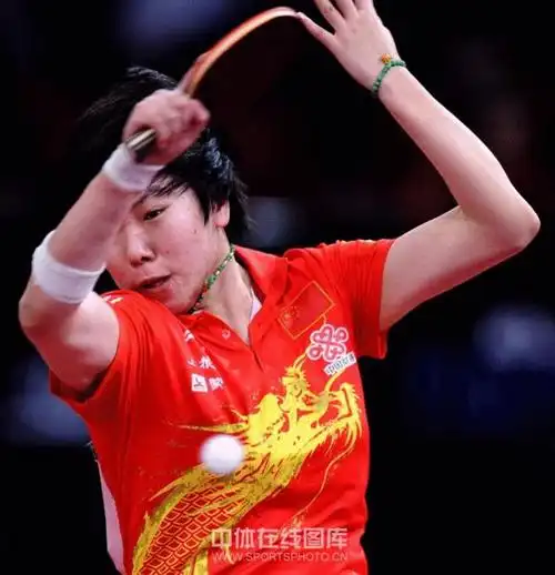 图文李晓霞41武杨晋级4强李晓霞正手拉球