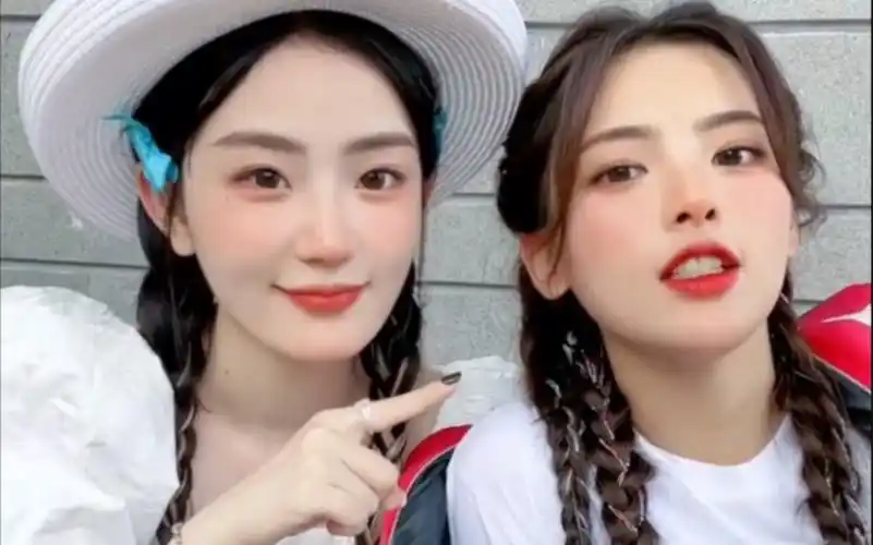 重生之我是杨晗和杨超越一起歌谣大赏!