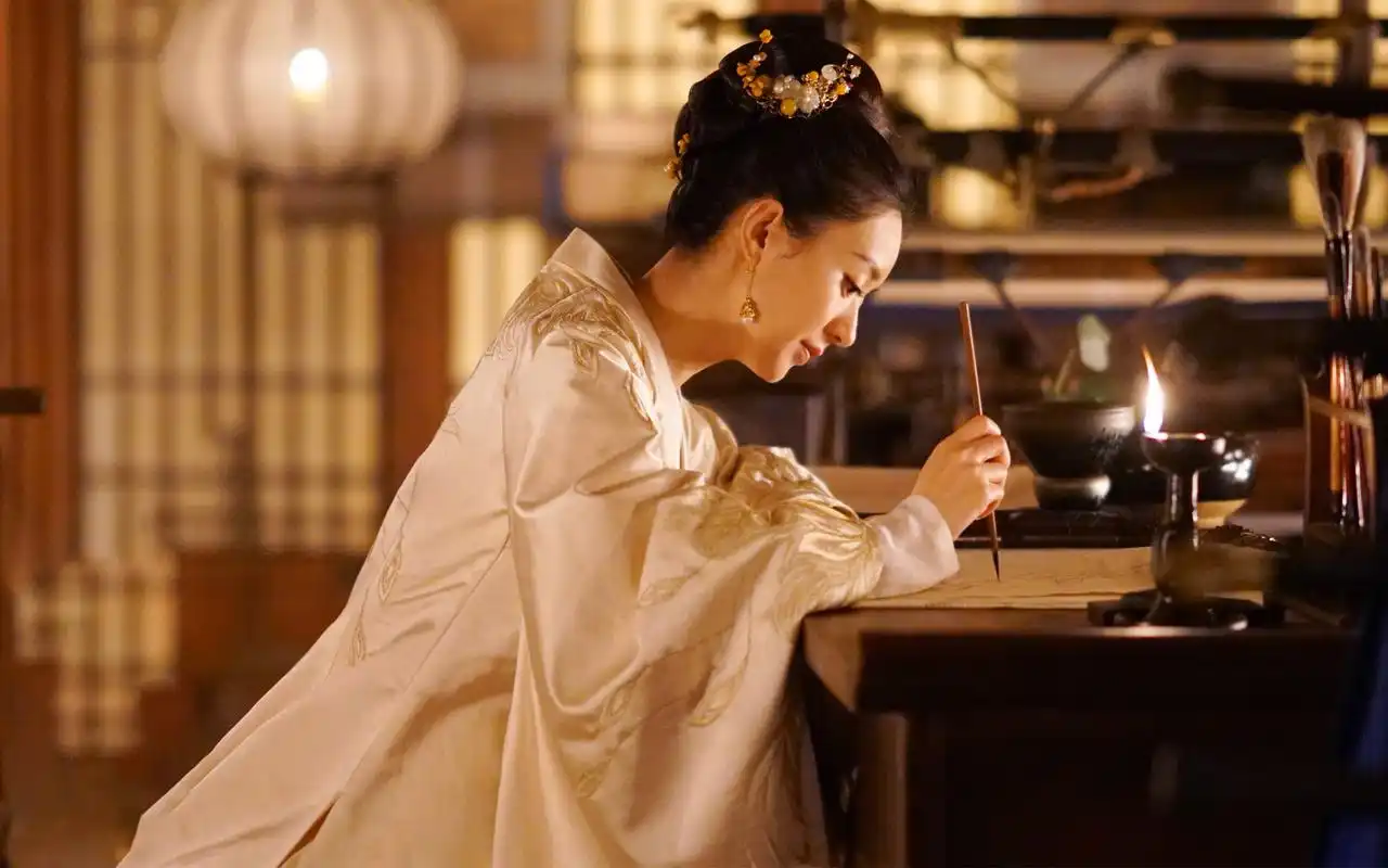 知否知否应是绿肥红瘦李清照大概是最特别的一个女人了