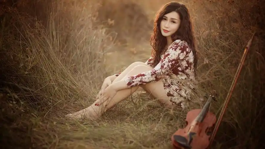 女孩,优美姿态,小提琴,音乐壁纸桌面高清大图预览1920x1080_唯美壁纸