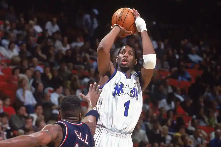 麦迪拉低了名人堂门槛?与其前队友相比,麦迪荣誉绝对够分量