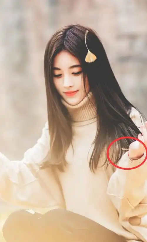 有一种手链叫做鞠婧祎的手链,1块钱就能买到,一般人却驾驭不了