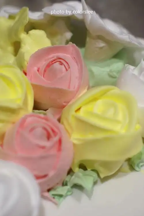 奶油玫瑰花(食谱)