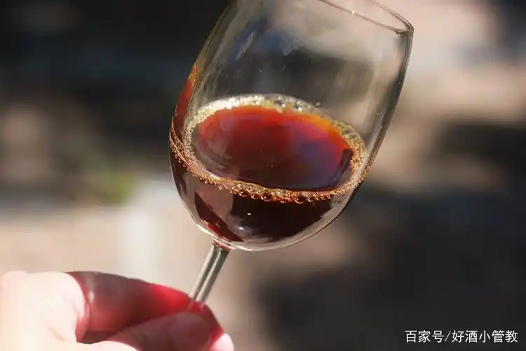 用红酒泡什么好喝 用红酒泡什么好喝又健康