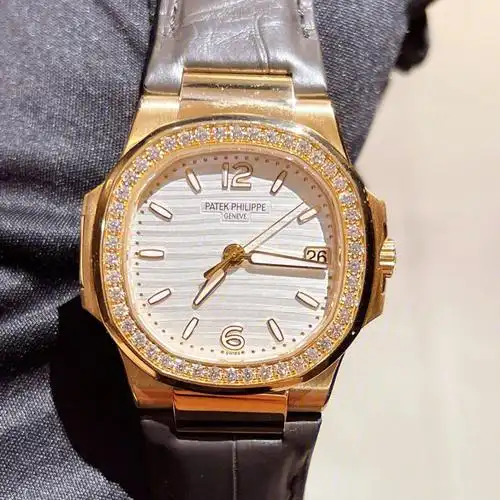 百达翡丽7010r新款女士最爱鹦鹉螺